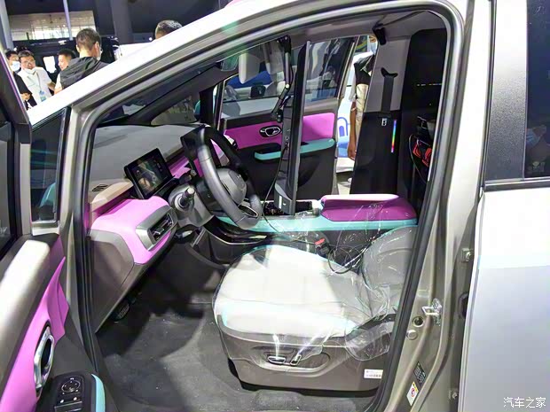 广汽埃安 AION Y 2021款 赛博电竞版