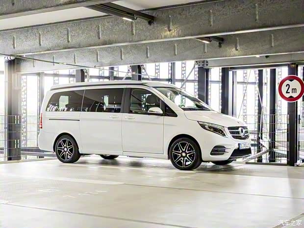 奔驰(进口) 奔驰V级(进口) 2017款 Marco Polo Horizon 奔驰(进口) 奔驰V级(进口) 2017款 Marco Polo Horizon