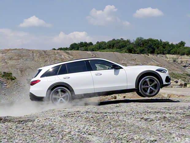 奔馳(進(jìn)口) 奔馳C級(進(jìn)口) 2022款 All-Terrain 歐洲版