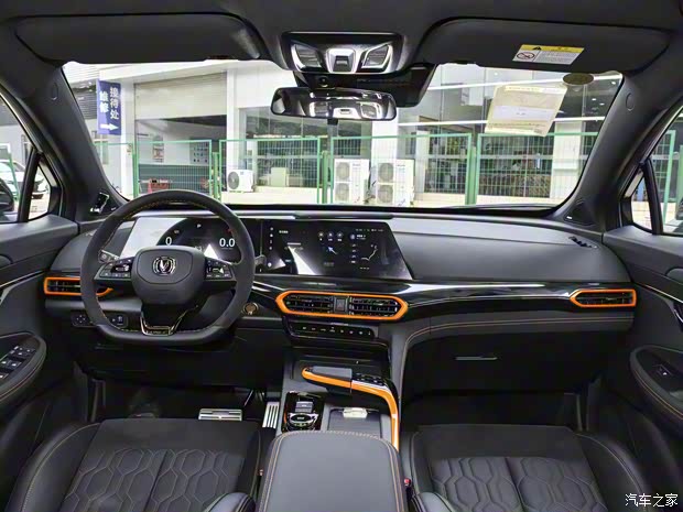 长安汽车 长安UNI-T 2022款 1.5T 运动版 旗舰型 长安汽车 长安UNI-T 2022款 1.5T 运动版 旗舰型