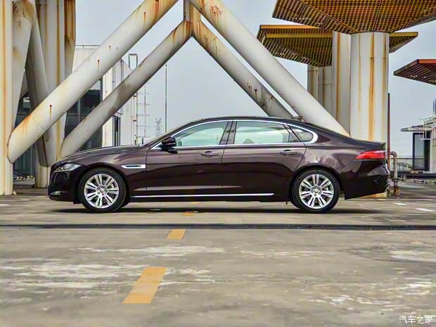 奇瑞捷豹路虎 捷豹XFL 2018款 XFL 2.0T 基本型