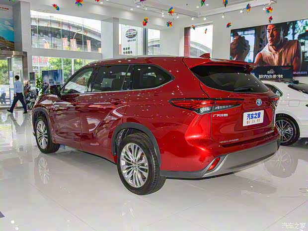 广汽丰田 汉兰达 2022款 双擎 2.5L 四驱至尊版 7座