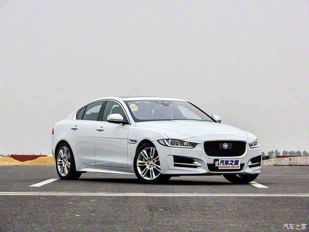 捷豹 捷豹XE 2015款 XE 2.0T 240PS R-SPORT 捷豹 捷豹XE 2015款 XE 2.0T 240PS R-SPORT