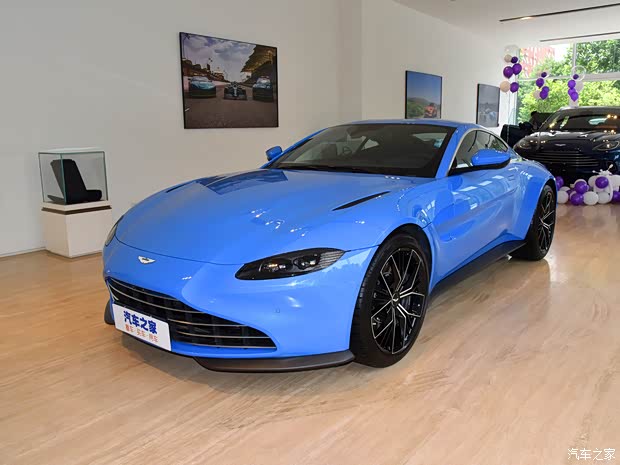 阿斯頓·馬丁 V8 Vantage 2022款 4.0T V8 Coupe 阿斯頓·馬丁 V8 Vantage 2022款 4.0T V8 Coupe