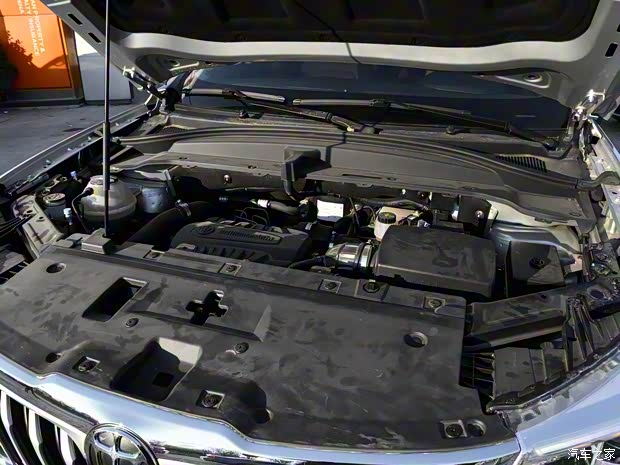 华晨中华 中华V6 2018款 1.5T 自动旗舰型