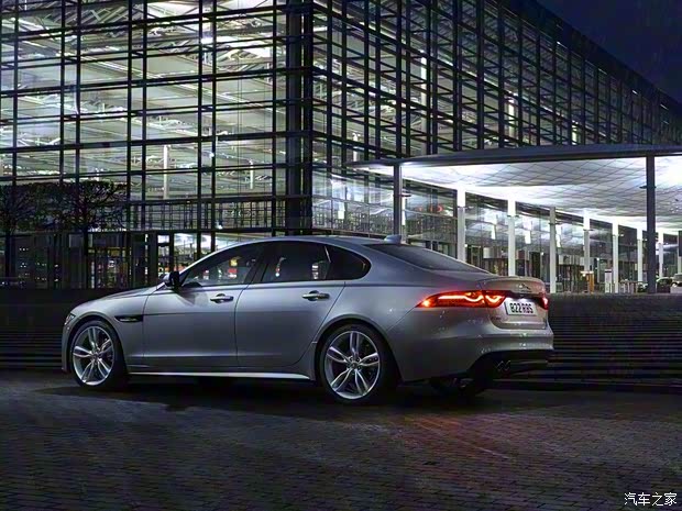 捷豹 捷豹XF 2016款 XF 四驅(qū)基本型