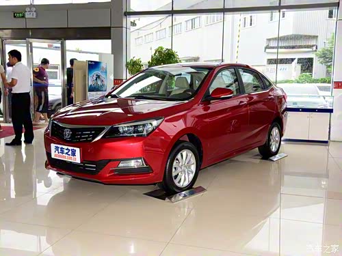 【别等磨平再换胎 爆胎多和轮胎老化有关_高安