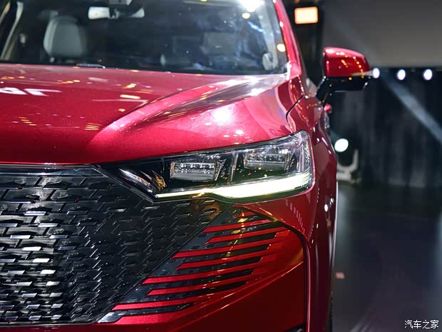 长城汽车 哈弗H6 2021款 第三代 2.0T 自动四驱Supreme+