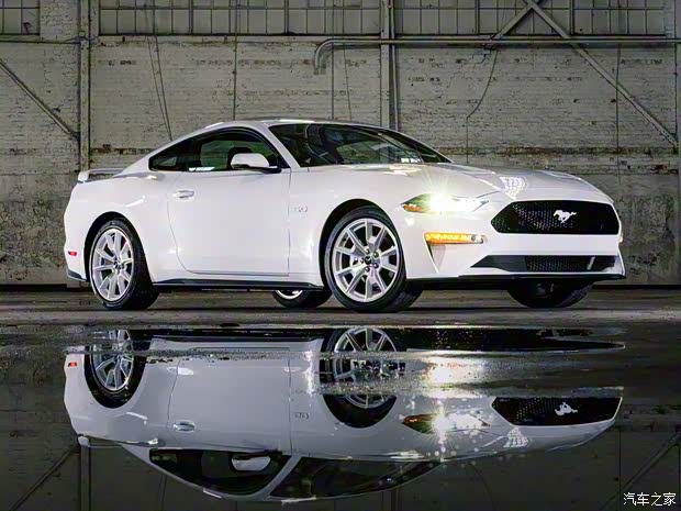 福特(进口) Mustang 2022款 GT Ice White Edition 美国版 福特(进口) Mustang 2022款 GT Ice White Edition 美国版