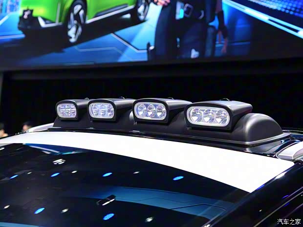 合創(chuàng)汽車 合創(chuàng)Z03 2021款 Z潮版