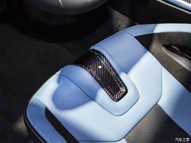 寶馬M 寶馬M4 2021款 M4敞篷轎跑車 M xDrive 雷霆版