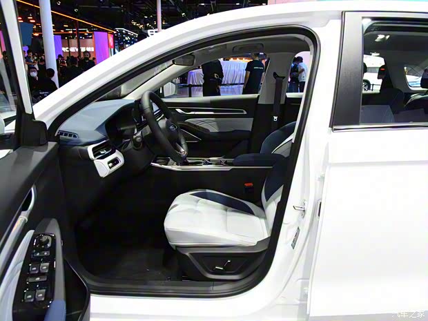 吉利汽车 帝豪 2022款 第4代 1.5L CVT旗舰型