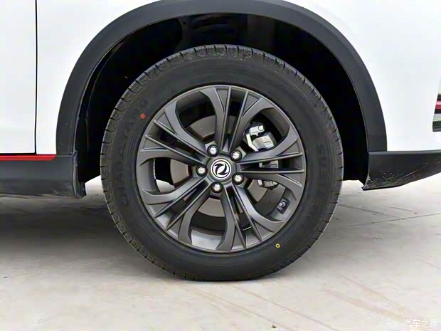 東風(fēng)小康 風(fēng)光500 2022款 1.5T CVT智享型