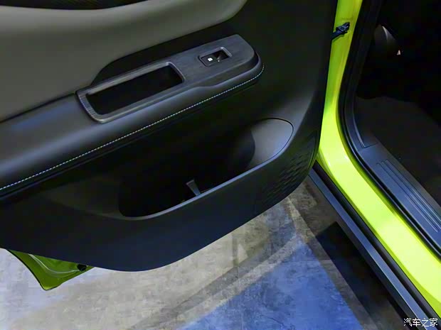 合創(chuàng)汽車 合創(chuàng)Z03 2021款 Z潮版