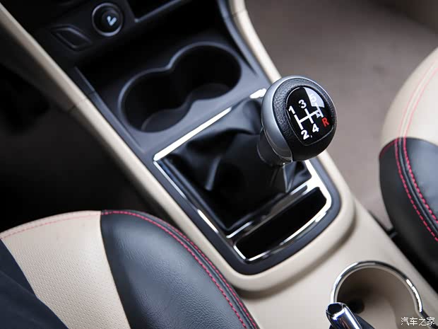 濰柴汽車 英致727 2016款 1.5L 商務(wù)版