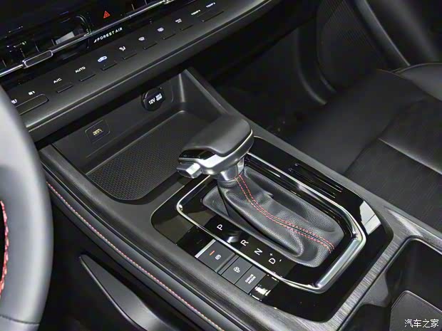 長(zhǎng)安汽車(chē) 長(zhǎng)安CS55PLUS 2022款 第二代 1.5T DCT豪華型