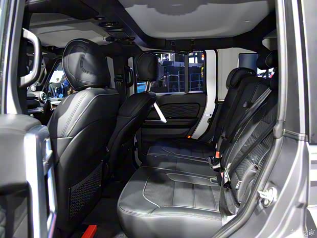 北京越野 北京BJ40 2021款 2.0T 自动环塔冠军版 北京越野 北京BJ40 2021款 2.0T 自动环塔冠军版