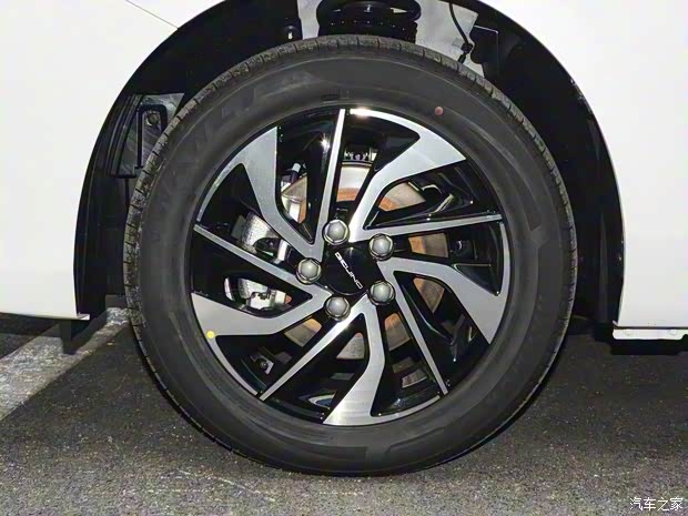 北京汽車 北京U5 PLUS 2021款 1.5L 手動豪華版