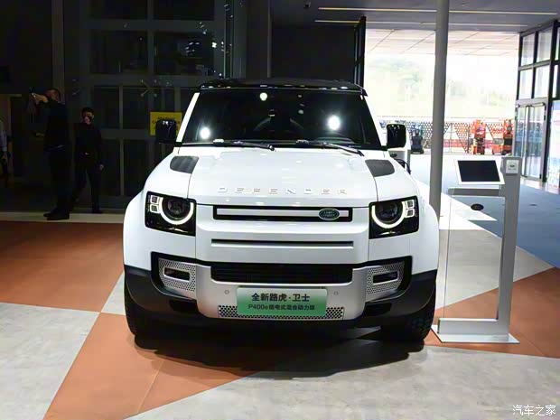 路虎(进口) 路虎卫士新能源 2022款 110 P400e