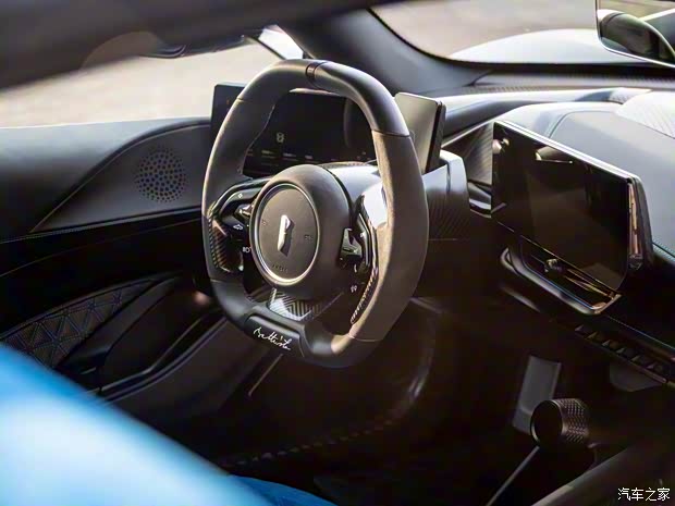 宾尼法利纳 Battista 2022款 美国版 宾尼法利纳 Battista 2022款 美国版