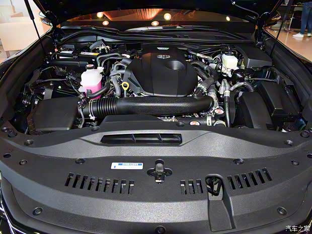 一汽豐田 皇冠 2018款 2.0T 尊享版