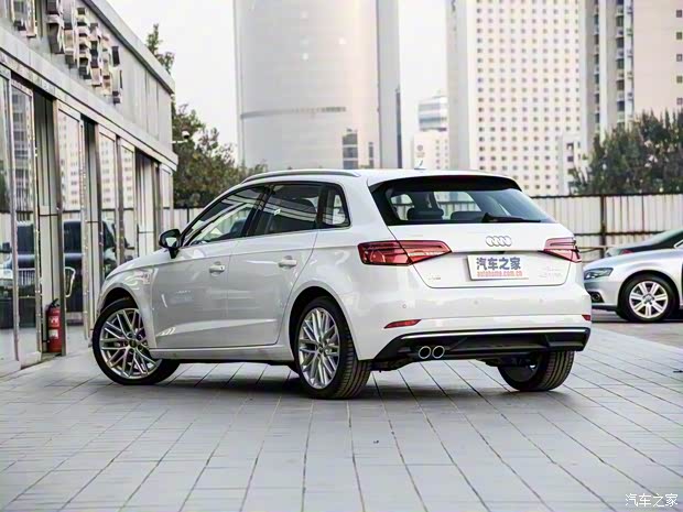 一汽-大众奥迪 奥迪A3 2018款 30周年年型 Sportback 40 TFSI 风尚型 一汽-大众奥迪 奥迪A3 2018款 30周年年型 Sportback 40 TFSI 风尚型