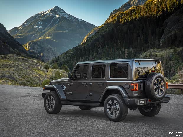 Jeep(进口) 牧马人 2018款 Sahara