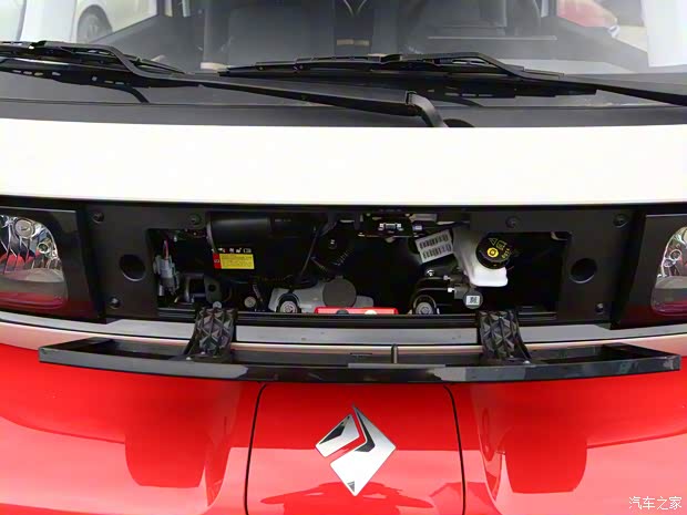 上汽通用五菱 宝骏KiWi EV 2021款 设计师 上汽通用五菱 宝骏KiWi EV 2021款 设计师