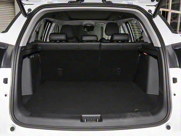 吉利汽车 博越 2022款 博越X 中配版