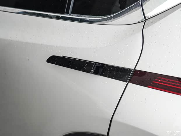 广汽埃安 AION V 2021款 PLUS