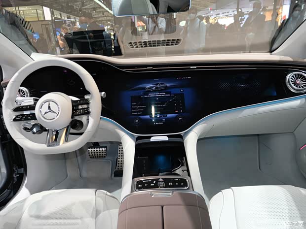 梅賽德斯-AMG 奔馳EQS AMG 2022款 AMG EQS 53 4MATIC+ 歐洲版