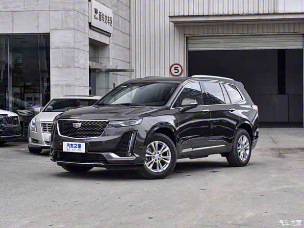 上汽通用凱迪拉克 凱迪拉克XT6 2022款 2.0T 七座四驅(qū)風尚型