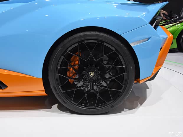 蘭博基尼 Huracán 2021款 Huracán STO