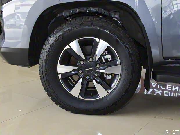 長(zhǎng)安凱程 長(zhǎng)安凱程F70 2022款 2.5T柴油手動(dòng)四驅(qū)豪華版長(zhǎng)軸JE4D25