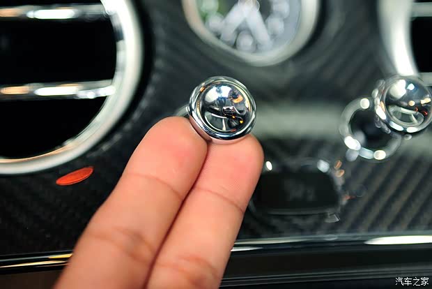 賓利 歐陸 2015款 4.0T GT3-R