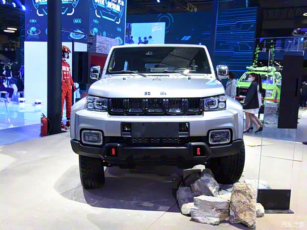 北京越野 北京BJ40 2021款 2.0T 自動環(huán)塔冠軍版
