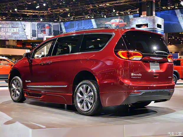 克莱斯勒(进口) Pacifica 2017款 BraunAbility 克莱斯勒(进口) Pacifica 2017款 BraunAbility