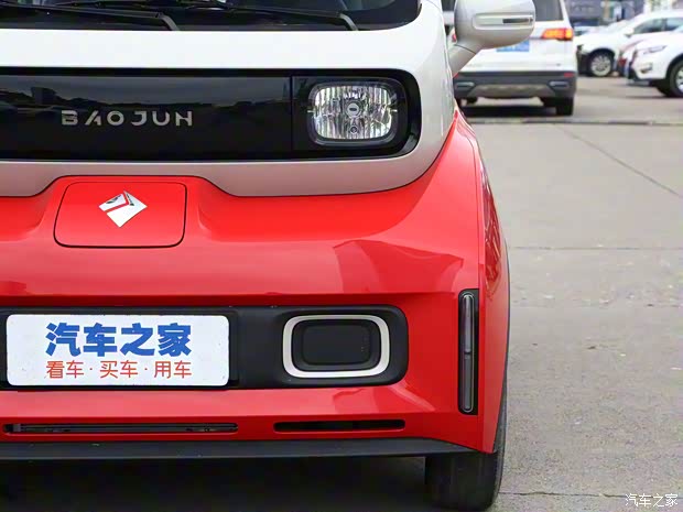 上汽通用五菱 宝骏KiWi EV 2021款 设计师 上汽通用五菱 宝骏KiWi EV 2021款 设计师