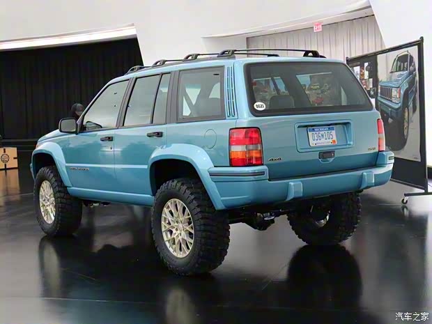 Jeep(进口) 大切诺基(进口) 2017款 Easter Safari Concept Jeep(进口) 大切诺基(进口) 2017款 Easter Safari Concept