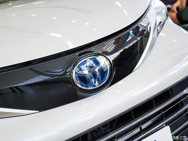 广汽丰田 赛那SIENNA 2021款 2.5L混动 XLE版