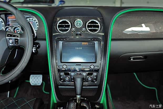 賓利 歐陸 2015款 4.0T GT3-R