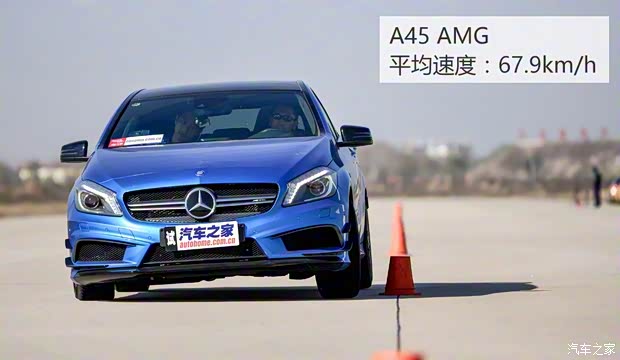梅赛德斯-AMG 奔驰A级AMG 2014款 A 45 AMG 4MATIC 梅赛德斯-AMG 奔驰A级AMG 2014款 A 45 AMG 4MATIC