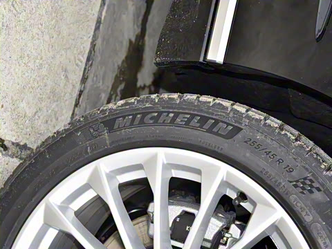 2022款 A8L 50 TFSI quattro 舒适型典藏版 2022款 A8L 50 TFSI quattro 舒适型典藏版