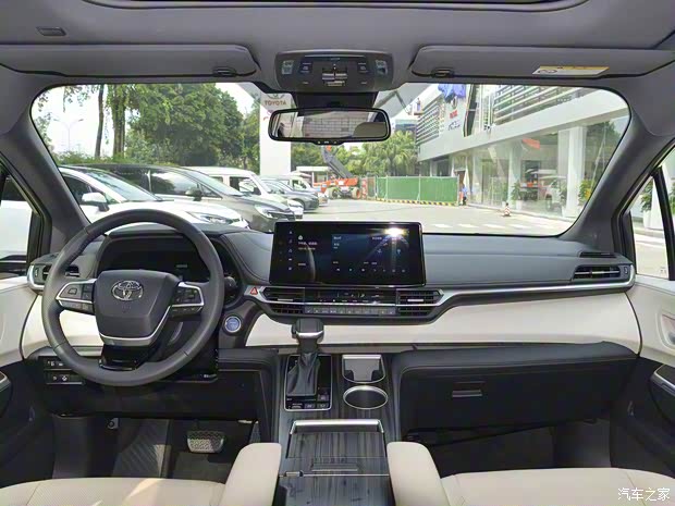 广汽丰田 赛那SIENNA 2021款 2.5L混动 LTD版 广汽丰田 赛那SIENNA 2021款 2.5L混动 LTD版