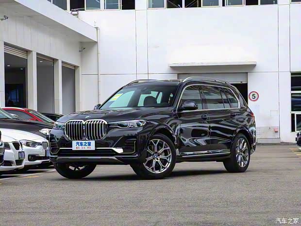 宝马(进口) 宝马X7 2021款 xDrive40i 尊享型豪华套装 宝马(进口) 宝马X7 2021款 xDrive40i 尊享型豪华套装
