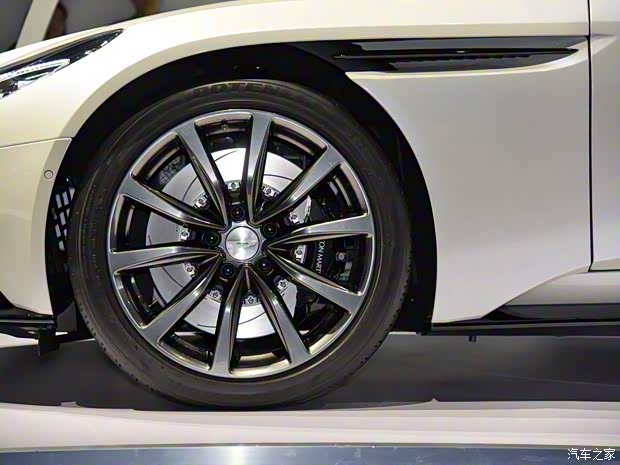 阿斯顿·马丁 阿斯顿·马丁DB11 2017款 4.0T V8