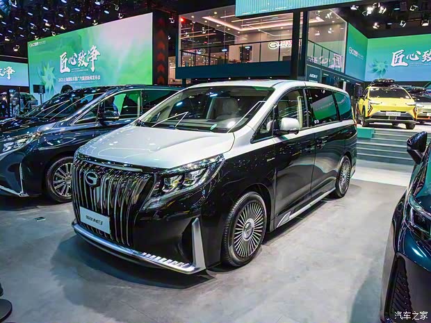 广汽乘用车 传祺M8 2021款 四座定制版 广汽乘用车 传祺M8 2021款 四座定制版