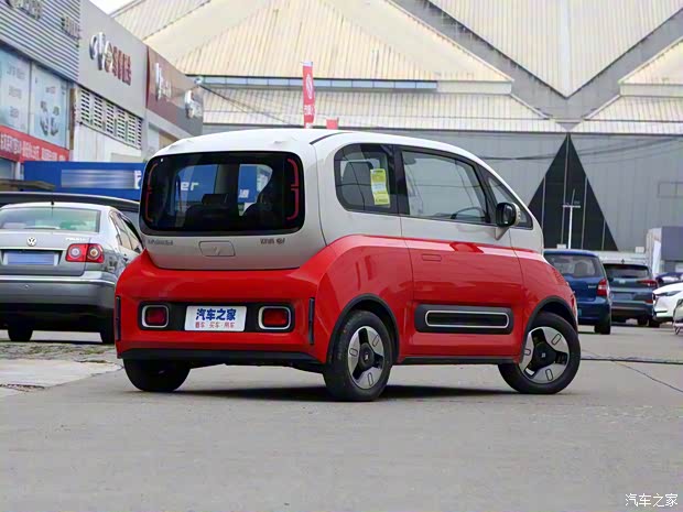 上汽通用五菱 宝骏KiWi EV 2021款 设计师 上汽通用五菱 宝骏KiWi EV 2021款 设计师