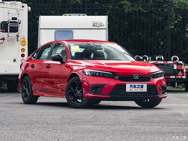 东风本田 思域 2022款 240TURBO CVT燃擎版 东风本田 思域 2022款 240TURBO CVT燃擎版