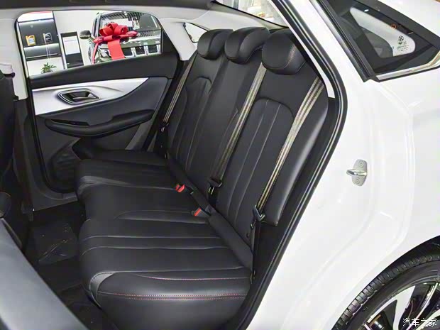 北京汽车 北京U5 PLUS 2021款 低配版